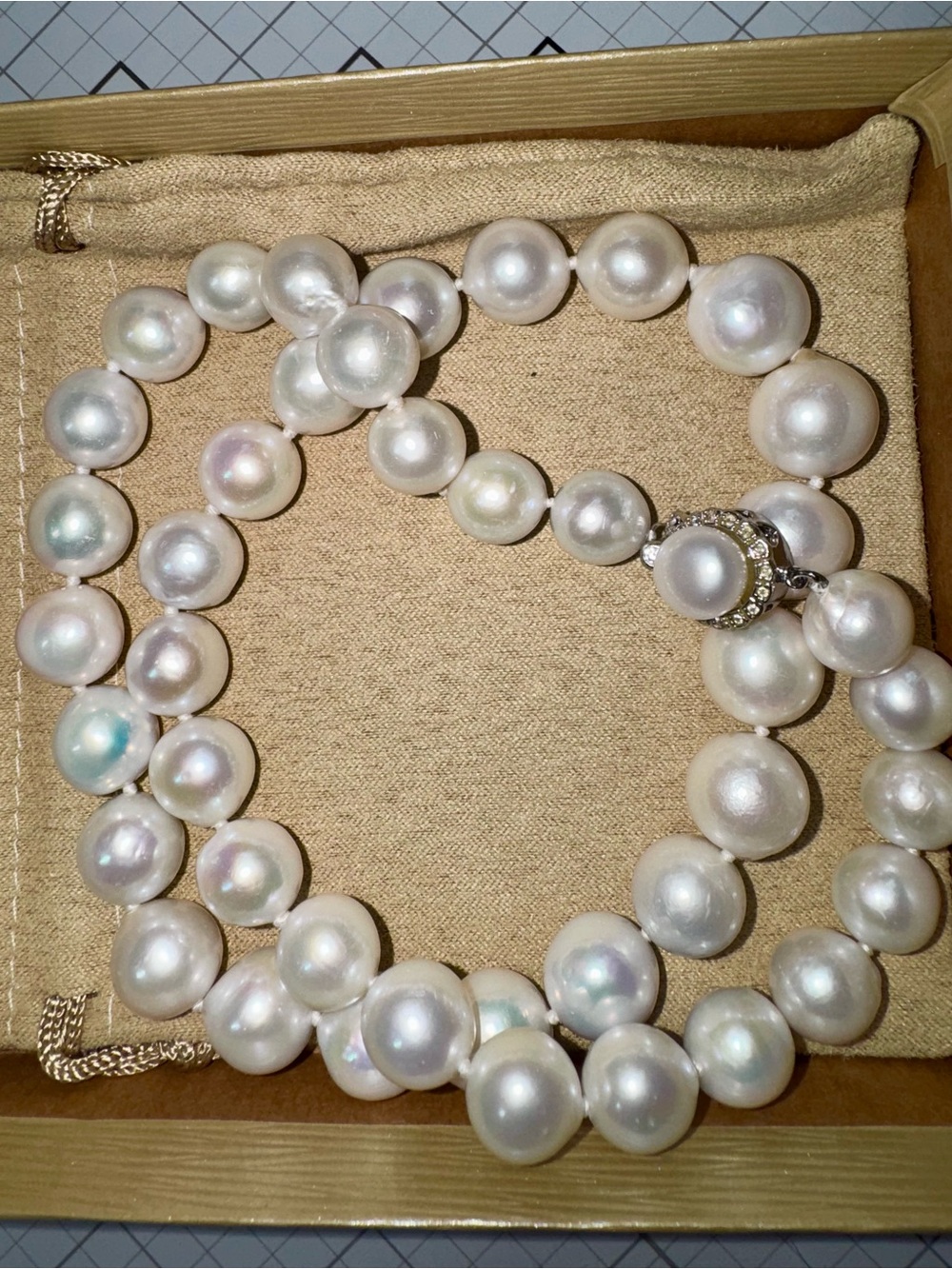 White Freshwater Pearl & Bella Luce Rhodium Over Silver 24” Necklace
